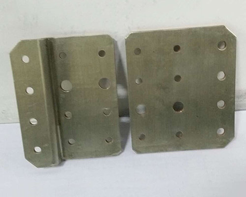 新能源汽车蓄电池软连...